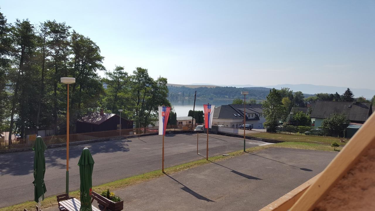 Hotel Banik Nitrianske Rudno Екстер'єр фото