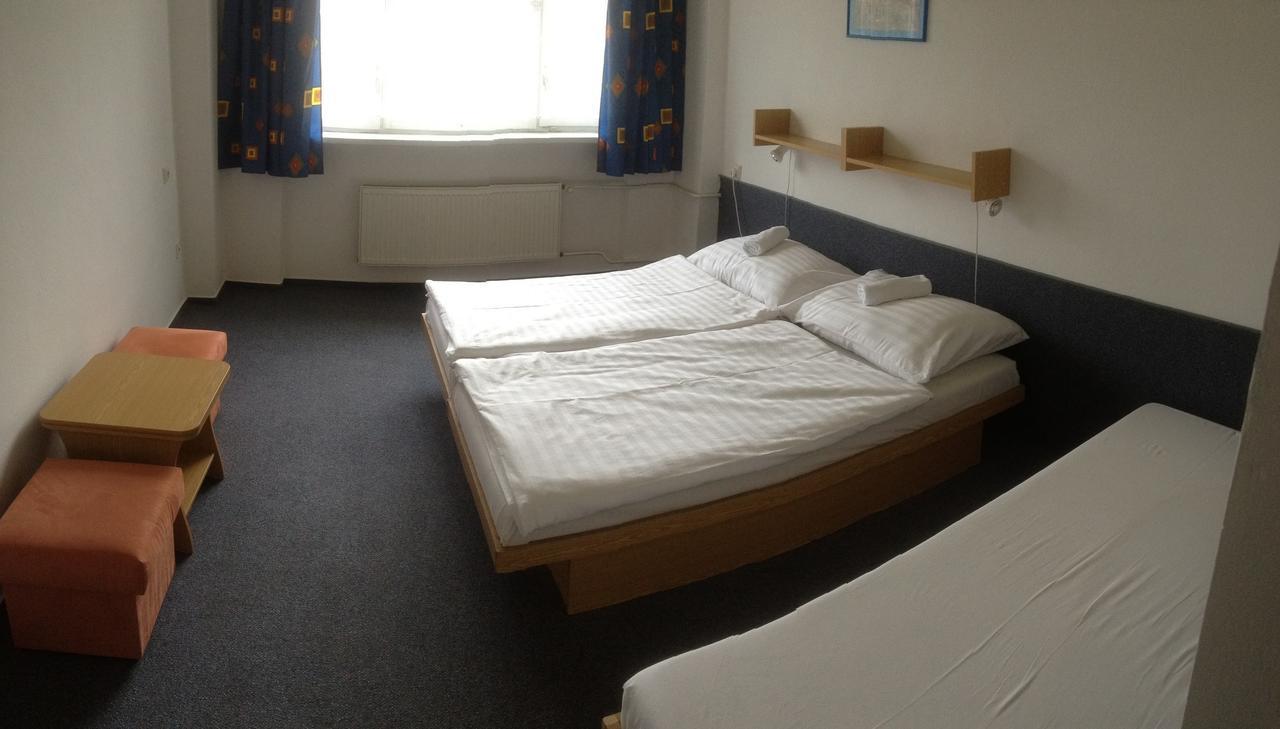 Hotel Banik Nitrianske Rudno Екстер'єр фото